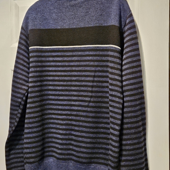 TRUE ROCK ZIP UP SWEATER - Picture 2 of 2